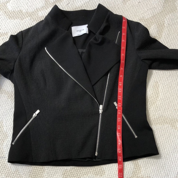 AXARA jacket - Picture 14 of 17